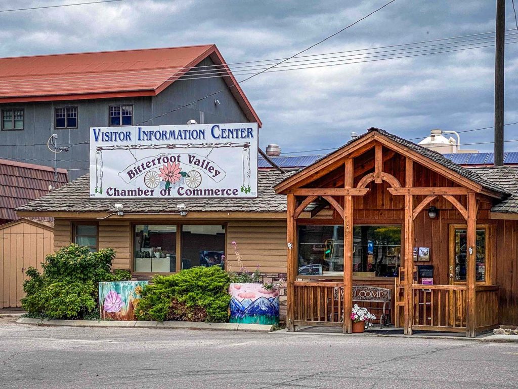 A chamber of commerce building and visitor center